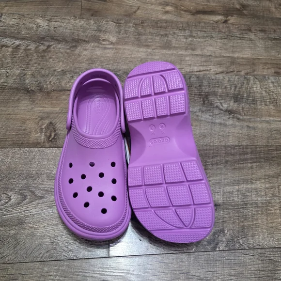 Crocs Mega Crush Purple Clogs Women Size 8 - Picture 4 of 11